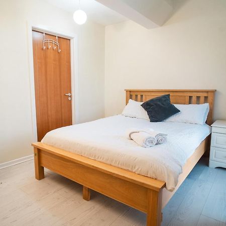 Central Duplex Apartment In Belfast City Centre 外观 照片